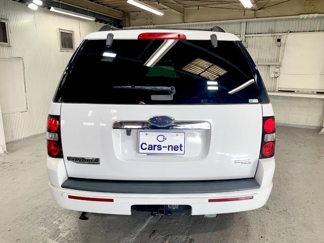 フォード　エクスプローラー　エディバウアー