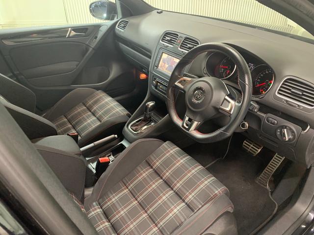 フォルクスワーゲン　ゴルフ　ＧＴＩ