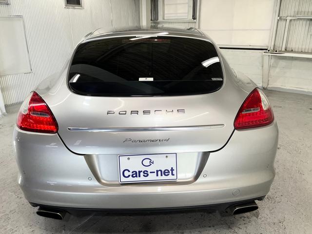 ポルシェ　パナメーラ　3.6　パナメーラ4