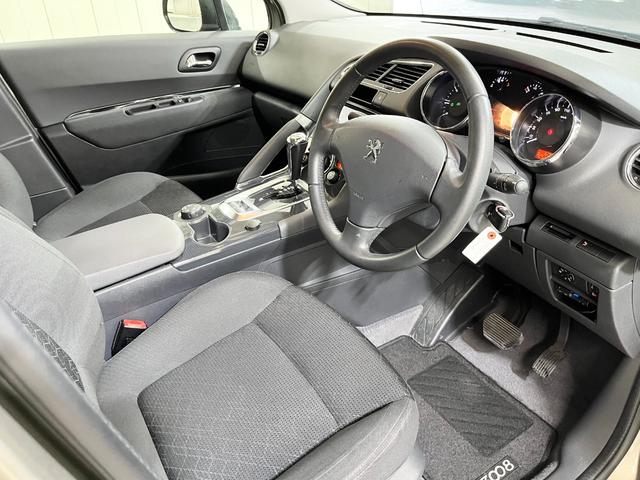 プジョー　3008　プレミアム