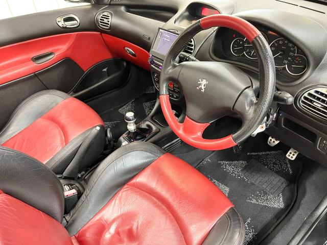 プジョー　206CC　S16