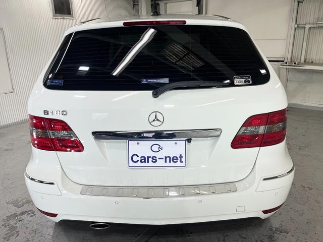 メルセデス・ベンツ　B180