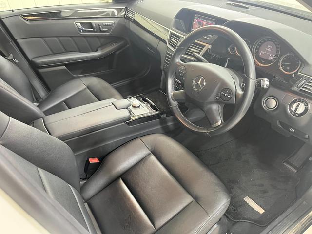 メルセデス・ベンツ　E350　アバンギャルド