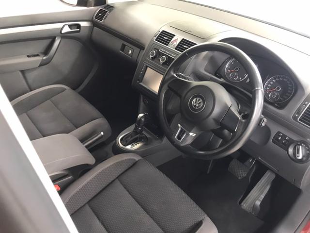 VW　ゴルフトゥーラン　ＴＳＩ　コンフォートライン