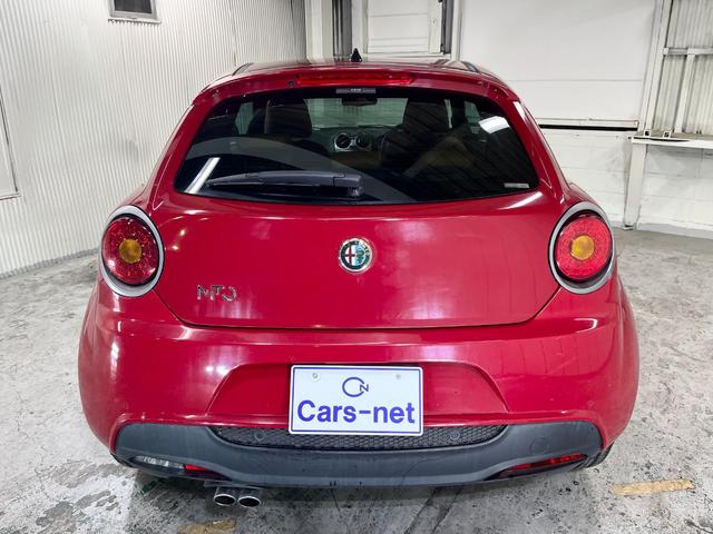 アルファロメオ　ミト　クアドリフォリオ　ヴェルデ