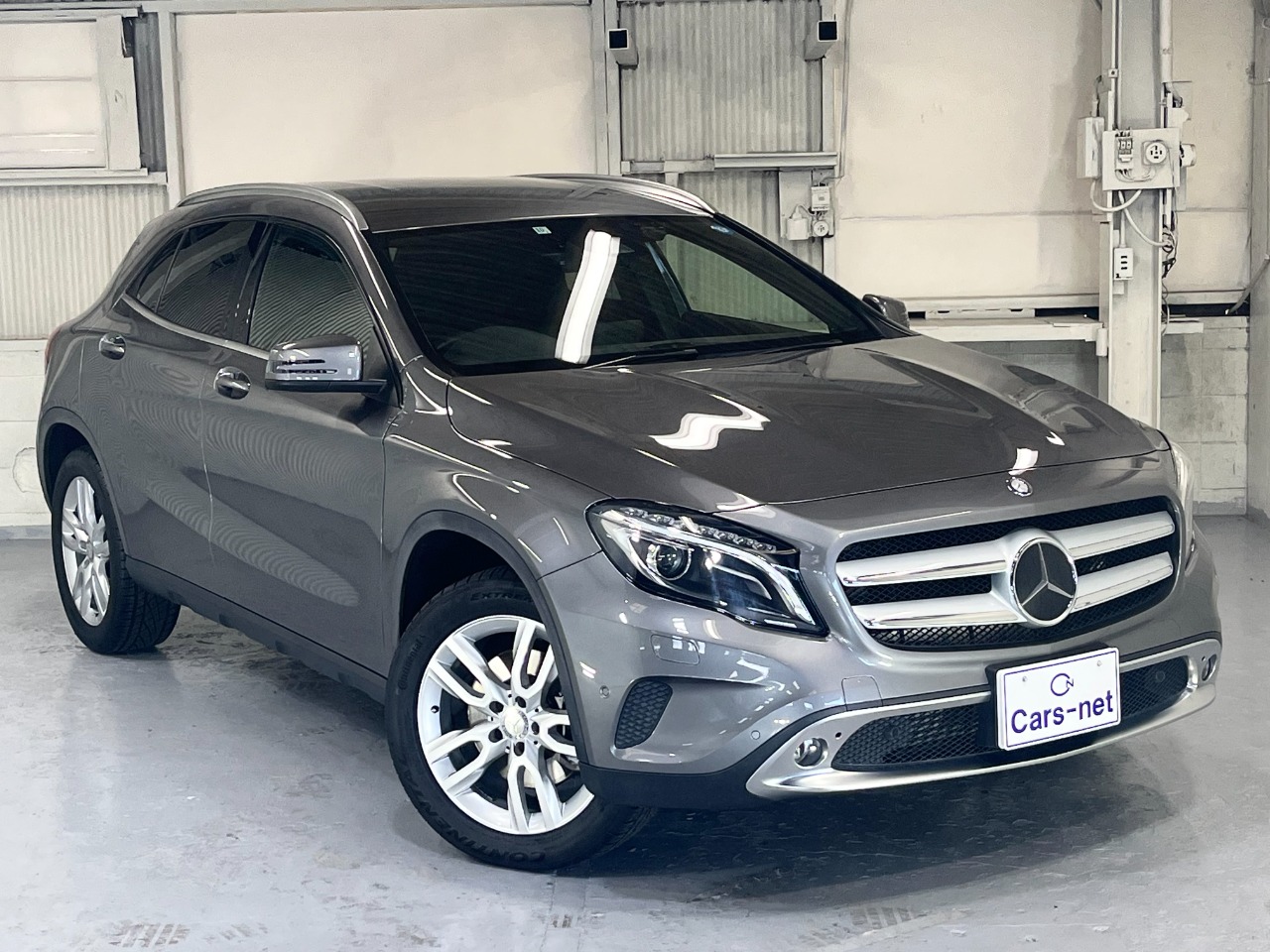 メルセデス・ベンツ　GLA250　4マチック　オフロード