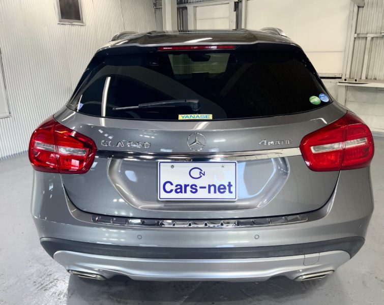 メルセデス・ベンツ　GLA250　4マチック　オフロード