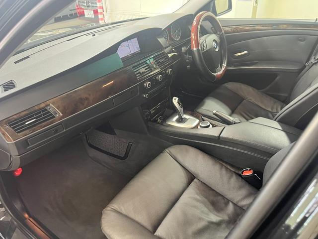 BMW 530iツーリング