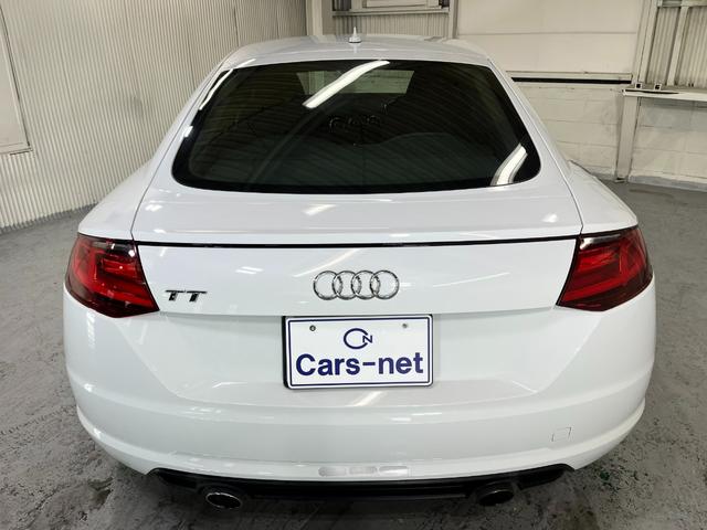 アウディTTクーペ　２．０ＴＦＳＩ