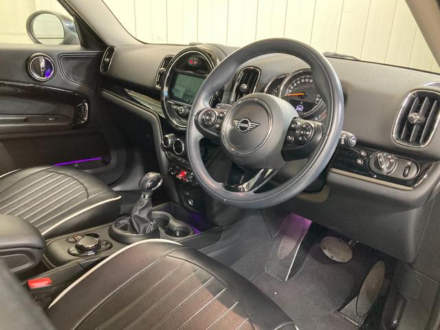 MINI　クーパーＤ　クロスオーバー