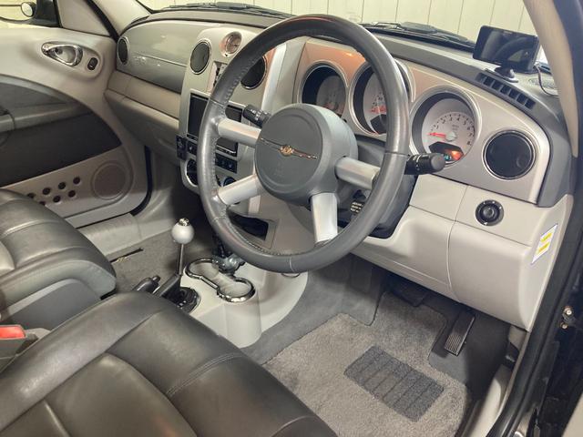 クライスラー　PTクルーザー　ファイナルエディション