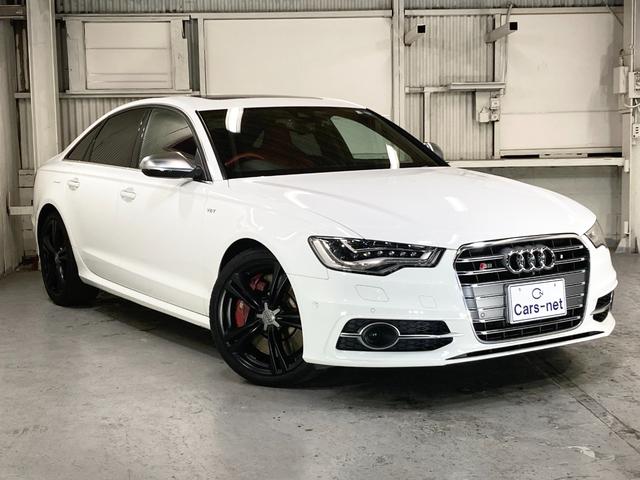 アウディ　S6　ベースグレード　