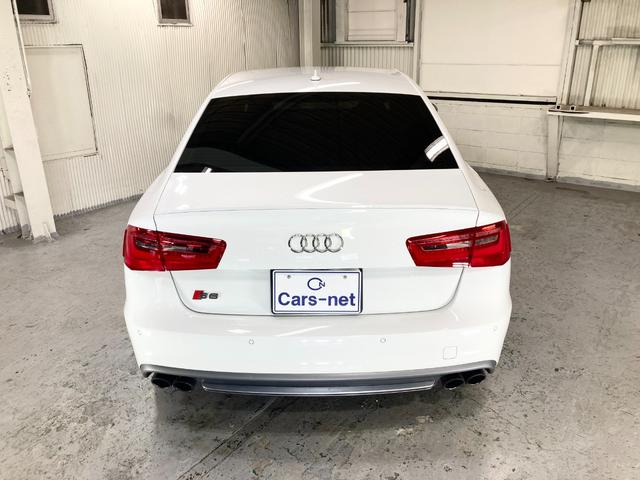 アウディ　S6　ベースグレード　