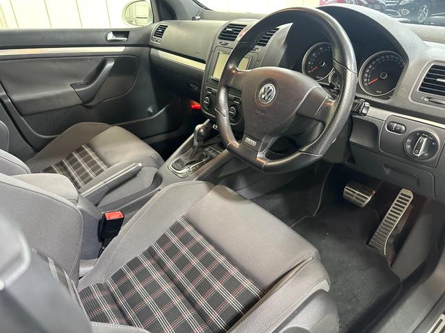 VW　ゴルフ　GTI
