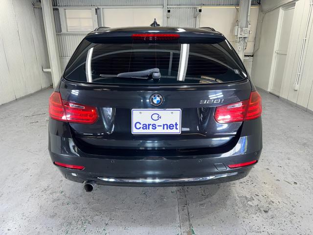 BMW　３２０ｉツーリング　ラグジュアリー