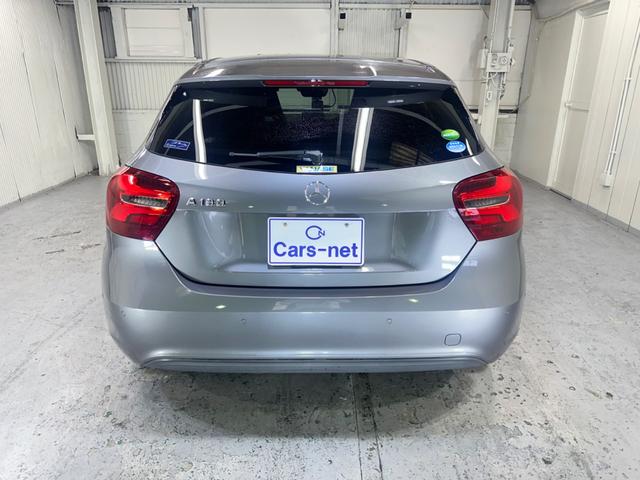 メルセデス・ベンツ　A180