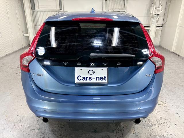 ボルボ　V60　Ｔ４　ＳＥ