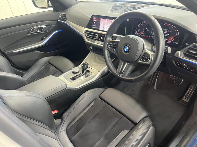 BMW ３２０ｄ　ｘＤｒｉｖｅツーリング　Ｍスポーツ