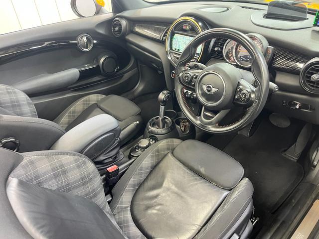 MINI　クーパーＳ　コンバーチブル