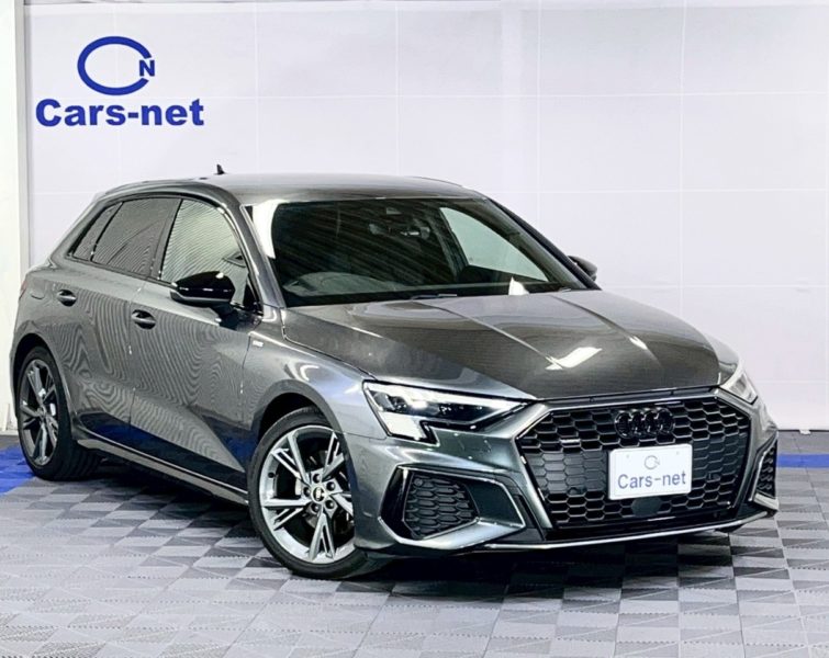 アウディ　A3　スポーツバック４０ＴＦＳＩクワトロ　Ｓライン