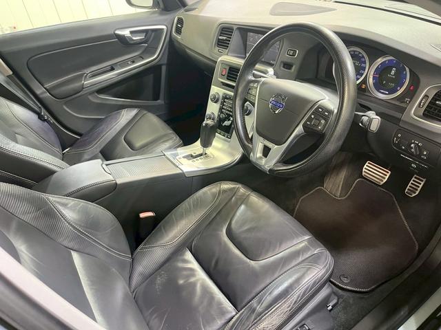 ボルボ　S60　Ｔ４　Ｒデザイン