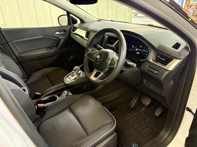 ルノー　キャプチャー　Ｅ－テックハイブリッド　レザーパック