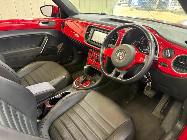 VW　ザ・ビートルカブリオレ　ベースグレード