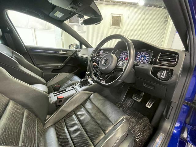 VW　ゴルフRヴァリアント ベースグレード