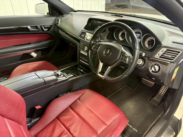 メルセデス・ベンツ　E250クーペ