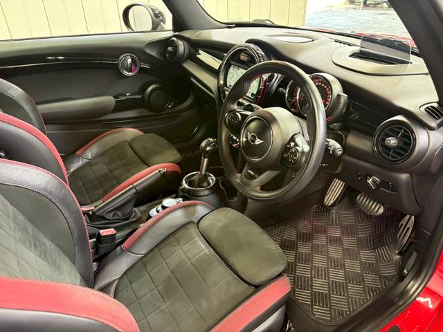 MINI ジョンクーパーワークス