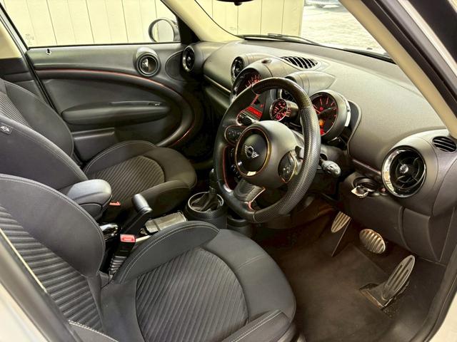 MINI　クーパーＳＤ　クロスオーバー